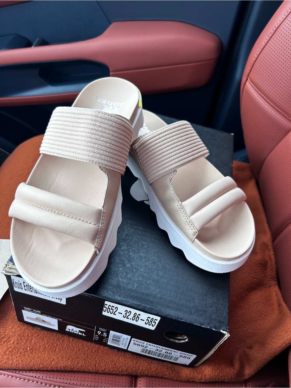 Sorel Women's VIIBE  Nude Slide Sandals with Cushioned Straps size 9.5